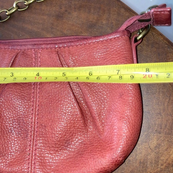 Vintage Fossil Coral Red Leather Chain Mini Crossbody Bag/Purse - Picture 11 of 14